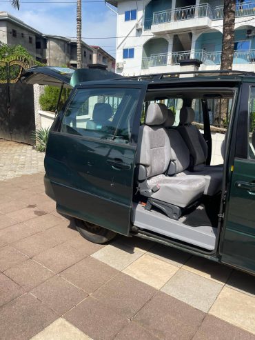 Toyota previa à vendre à limbe