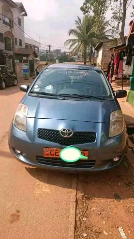 Yaris Toyota 2009 à vendre à nkozoa.