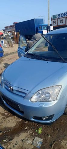 Toyota corolla 115 Année 2006 à vendre à douala.