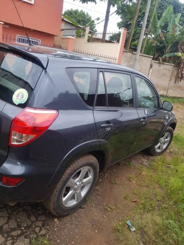 RAV4 2008 Manuelle Diesel à vendre à Yaoundé