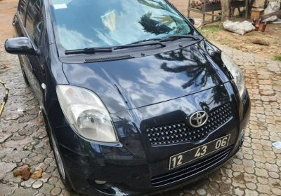 1713273562_367_Enfin-voila-loccasion-a-saisir-Toyota-yaris-tres-propre-Seulement