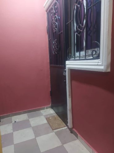 Chambre moderne à louer à douala.